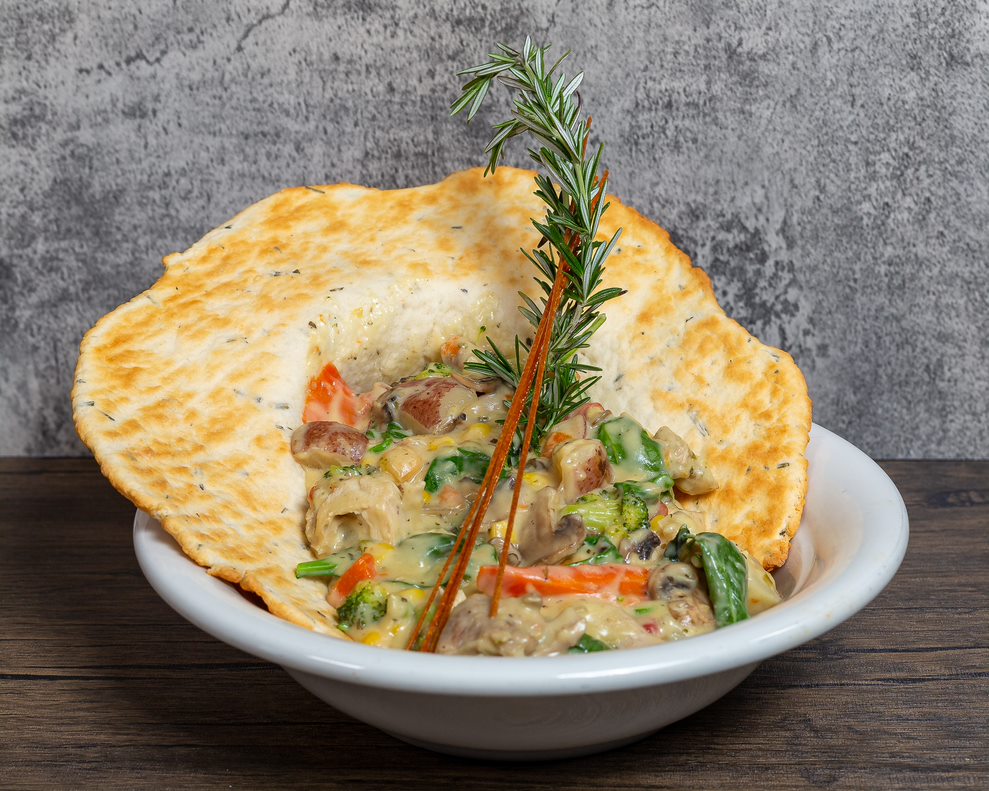 The Plaza’s Hash House A Go Go: Ideal for Large Group Gatherings in Las Vegas 1 Planning a group event in Las Vegas? Discover why Hash House A Go Go at The Plaza is the ultimate group-friendly restaurant—perfect for parties, celebrations, and gatherings of all sizes.